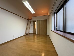 タウンコートエイト 105号-2