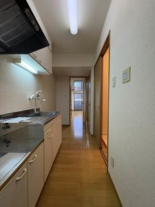 タウンコートエイト 203号-3