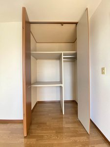 ファミーユワイズ 201号-8