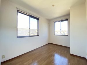 ファミーユワイズ 201号-9