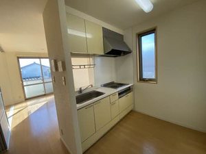 ロビンハイツ 201号-3