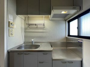 ラフィネ小石田 201号-4