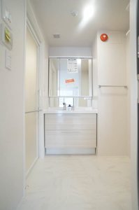 シャーメゾン コア八日町 205号-10