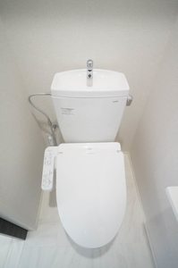 シャーメゾン コア八日町 205号-12