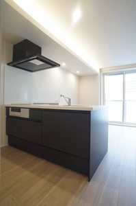 シャーメゾン コア八日町 302号-7