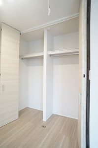 シャーメゾン コア八日町 302号-10