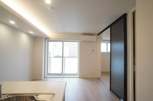 シャーメゾン コア八日町 303号-8