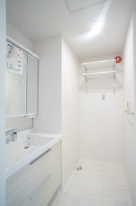 シャーメゾン コア八日町 303号-10