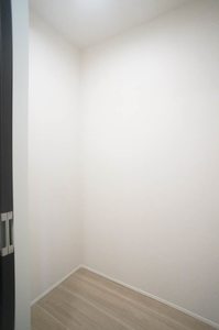 シャーメゾン コア八日町 305号-11