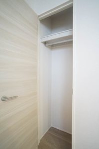 シャーメゾン　コア八日町 306号-8