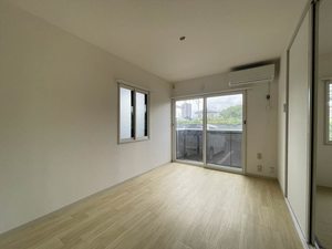 プレステージ川岸 E 101号-2