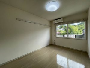 フレグランスおいし 203号-2