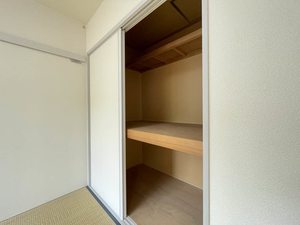 フレグランスおいし 203号-10