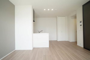 ヒールコート本町 203号-4