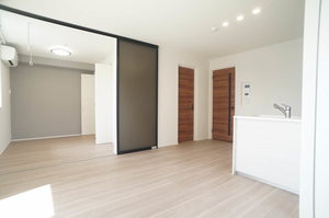 ヒールコート本町 302号-4