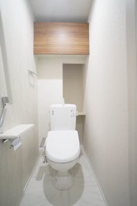 ヒールコート本町 302号-6