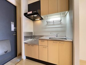 クリスタル・パ-ク B 205号-3