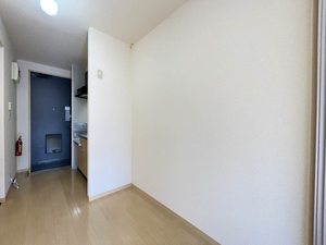 クリスタル・パ-ク B 205号-4