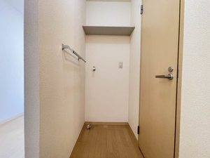 クリスタル・パ-ク B 205号-8