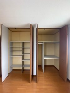 シャトル・トシ 203号-12