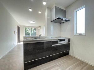 シャーメゾン南中町 101号-4