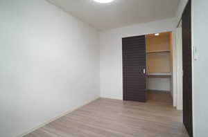 シャーメゾン南中町 102号-5