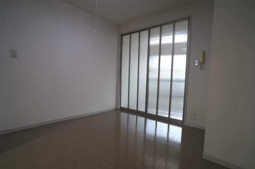 ハイツ・クラベール 102号-6