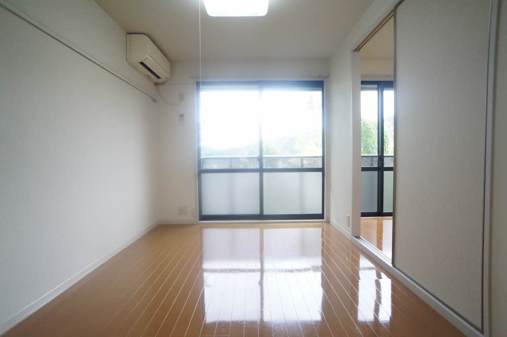 パーシモンヒルズ・Ｎ 201号-2