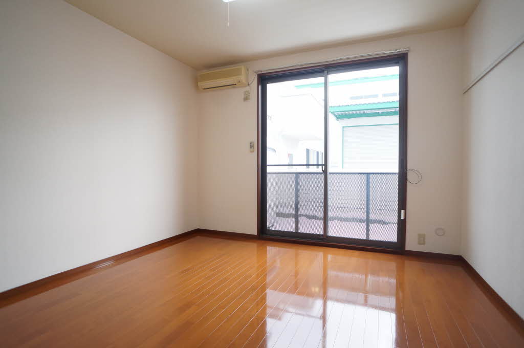 カーサ・ブランシェⅡ 103号-2