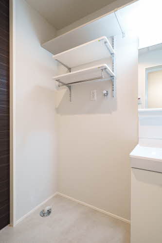 メゾンシャルマン２号館 202号-9