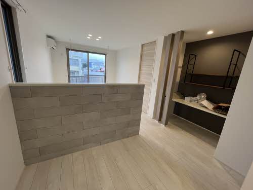 サン・スリーゼ 201号-6