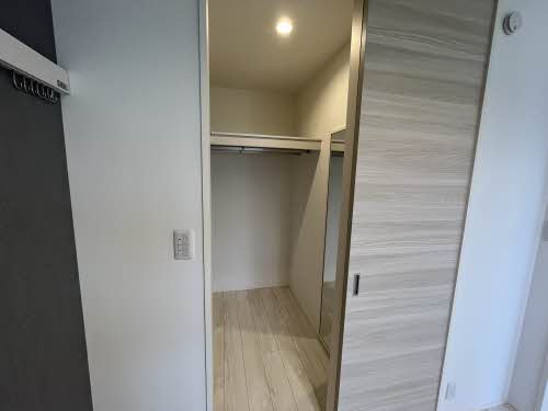 サン・スリーゼ 201号-11