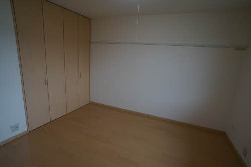 サン・スリーゼ 203号-8