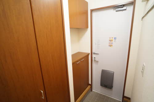 シャーメゾン中里 101号-2