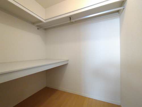 アムール1番館 A101号-9