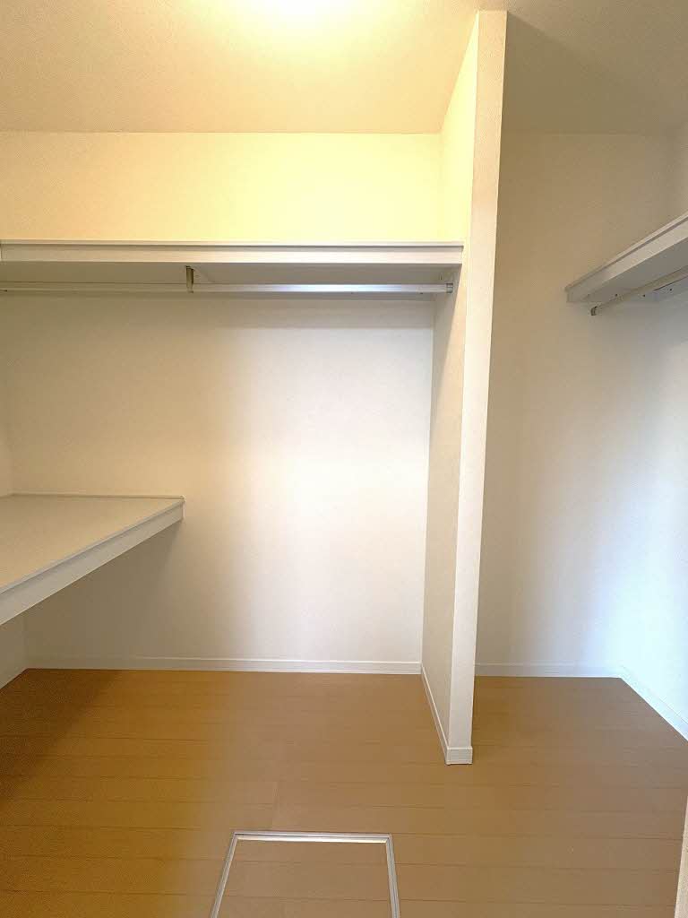 ピュア　フラッツ B102号-9