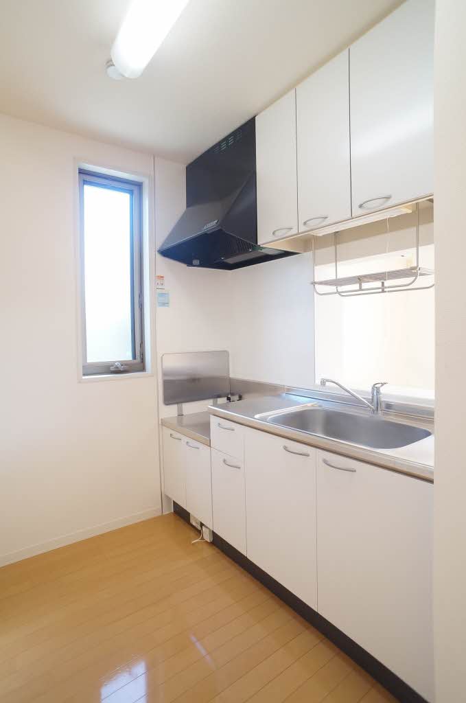 トリプルエイト 103号-4