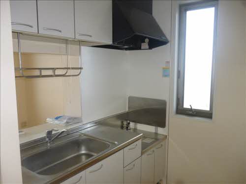 トリプルエイト 201号-6