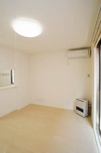 シャーメゾンホワイトリリーⅡ 202号-4