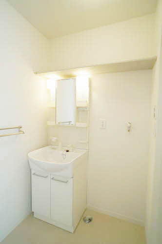 シャーメゾンホワイトリリーⅡ 202号-8