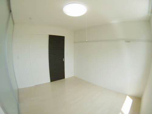 シャーメゾンアイネットＢ B202号-3