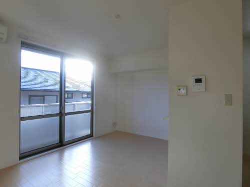 シャーメゾン北滝沢 203号-4