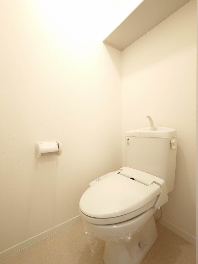 フラッツ・モアナ 203号-6