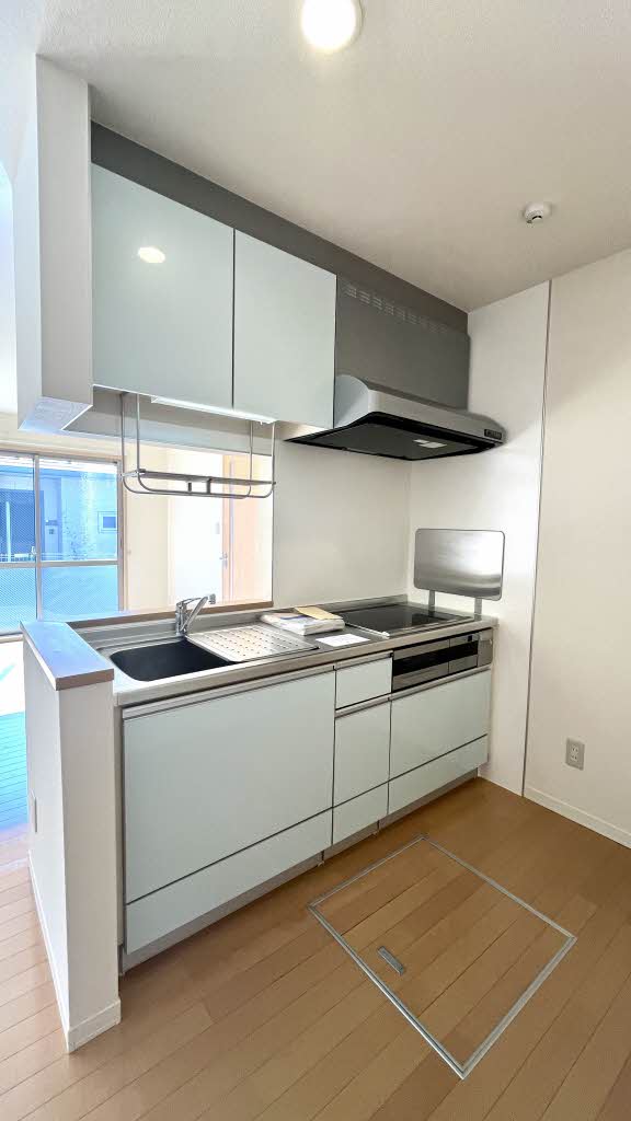 シャーメゾンあいりすＢ-4