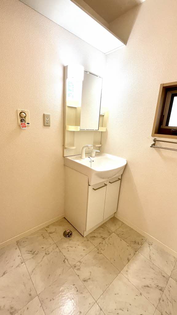 シャーメゾンあいりすＢ-7