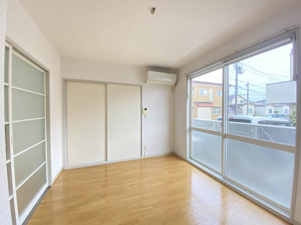 フローラルビラⅡ 101号-3