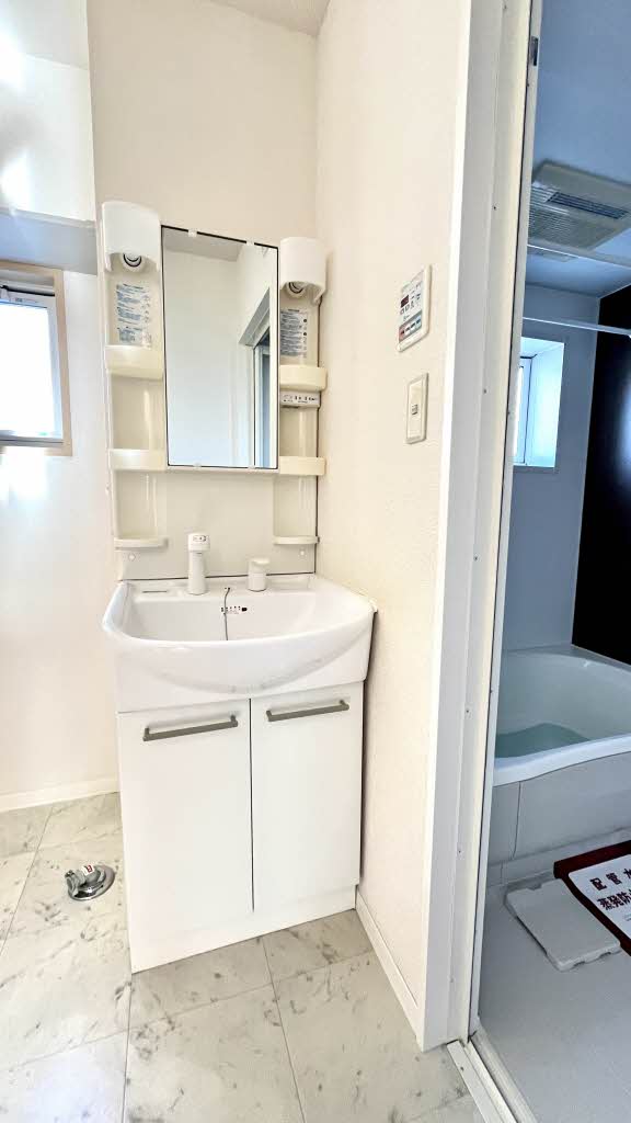 メープルコート萩洗 102号-7