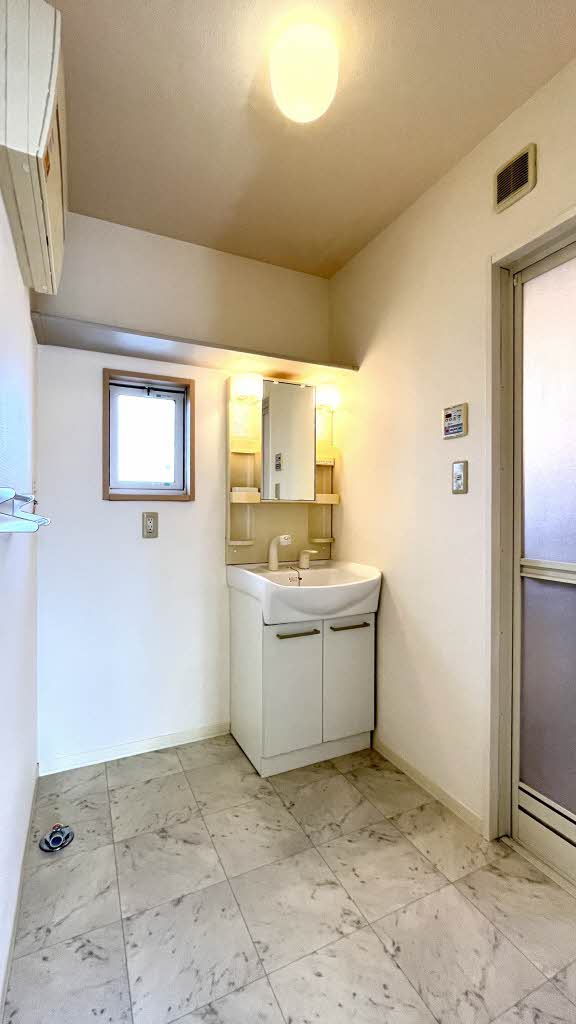 メープルコート萩洗 202号-7