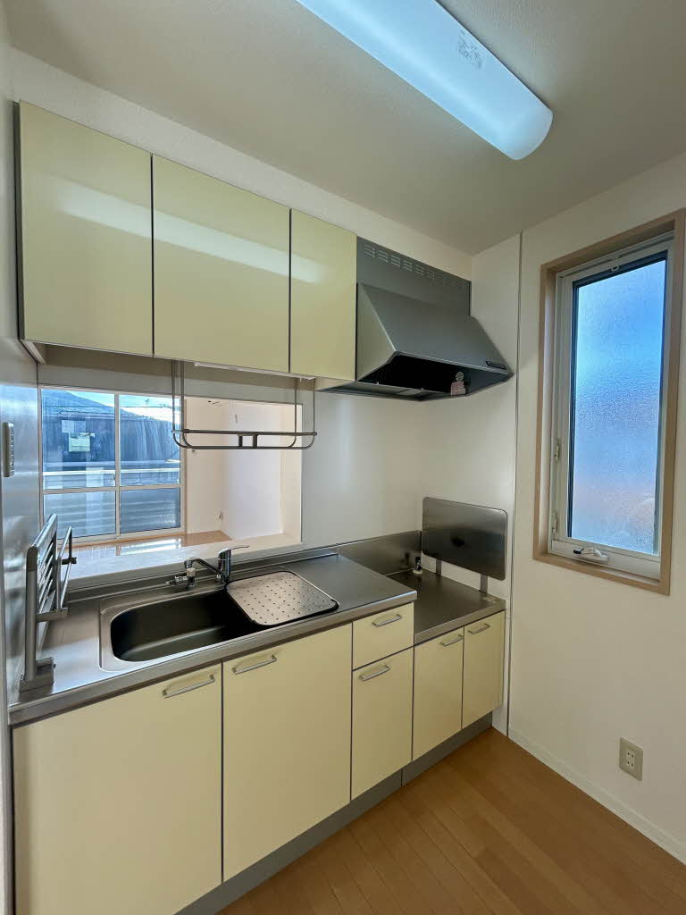 カーサ　ブランカ 203号-3