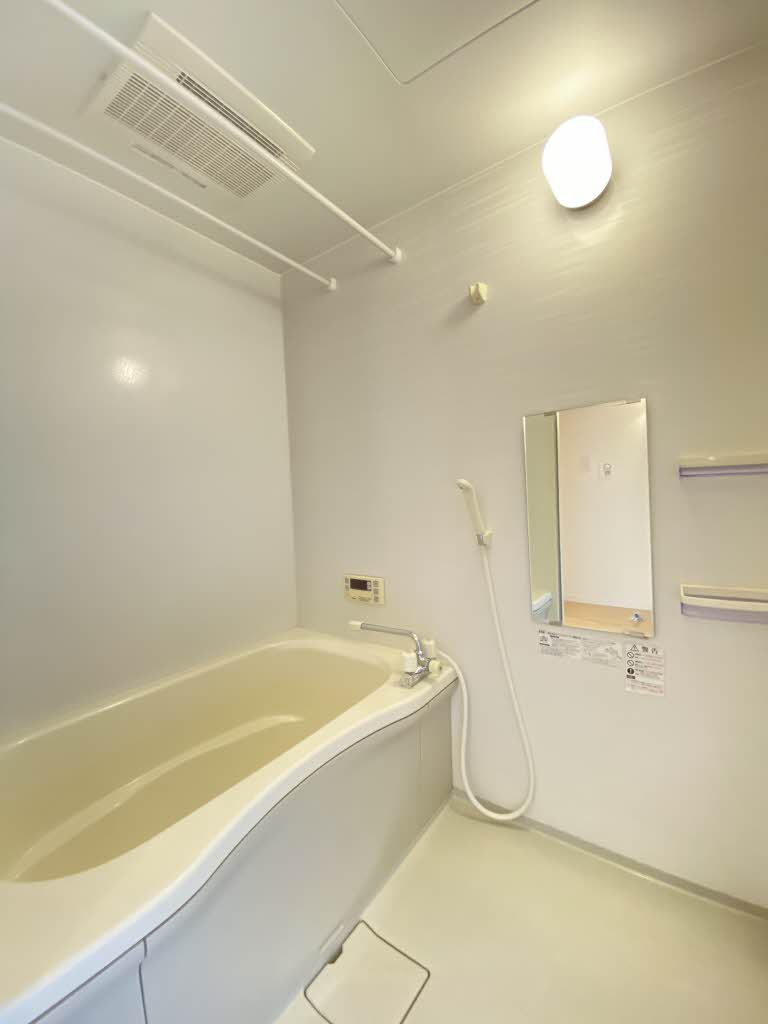 エタニティー 202号-5